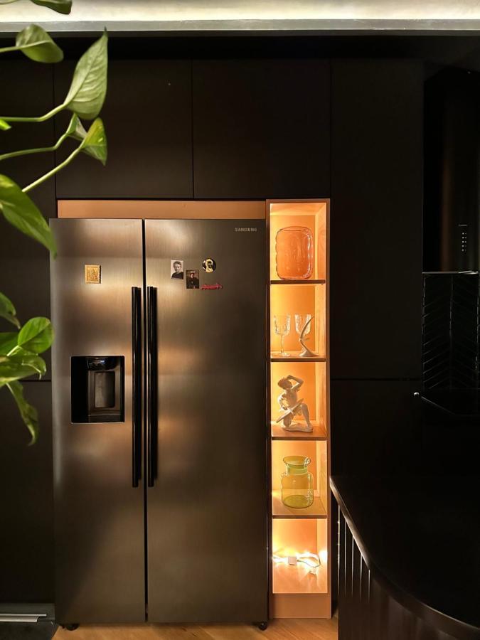 布拉迪斯拉发Skyline Elegance With Free Parking公寓 外观 照片